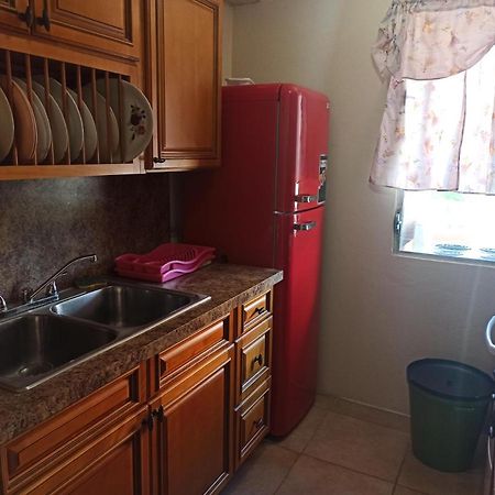 Turtle Beach Towers Apt 22 C - Ocho Rios Bagian luar foto