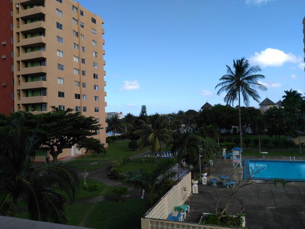 Turtle Beach Towers Apt 22 C - Ocho Rios Bagian luar foto